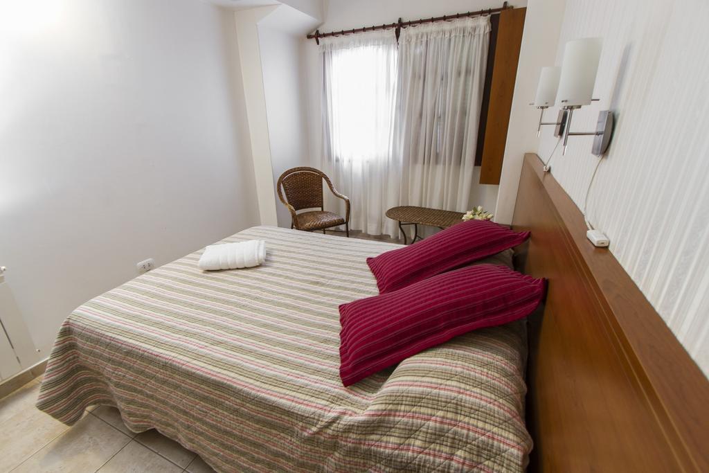 Bed And Breakfast Aijpel Ushuaia Room photo
